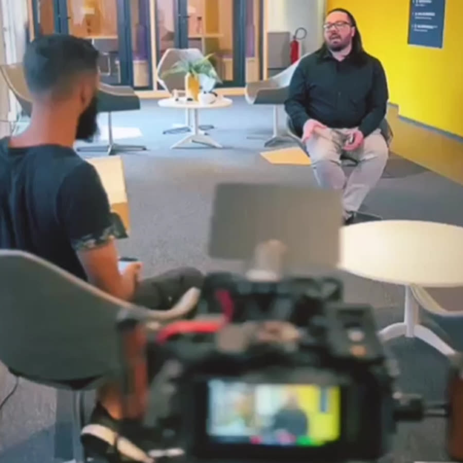 Henrique Andrade: Entrevista para TV sobre IA